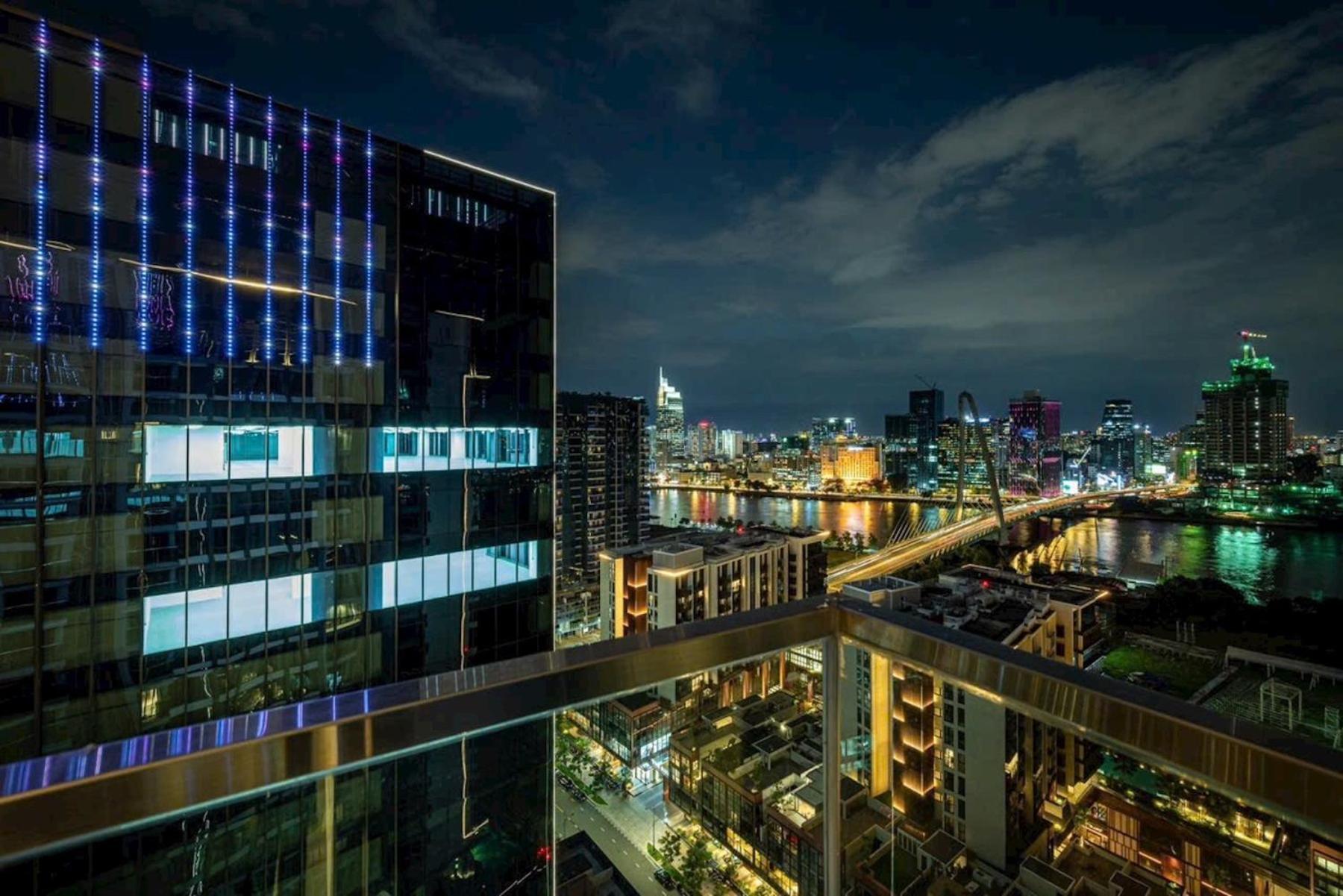 The Crest-Central Saigon Riverside -Free Pool-Gym-Sauna Room-Yoga Room โฮจิมินห์ซิตี้ ภายนอก รูปภาพ