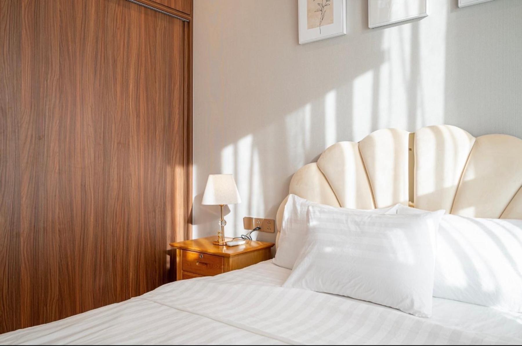 The Crest-Central Saigon Riverside -Free Pool-Gym-Sauna Room-Yoga Room โฮจิมินห์ซิตี้ ภายนอก รูปภาพ