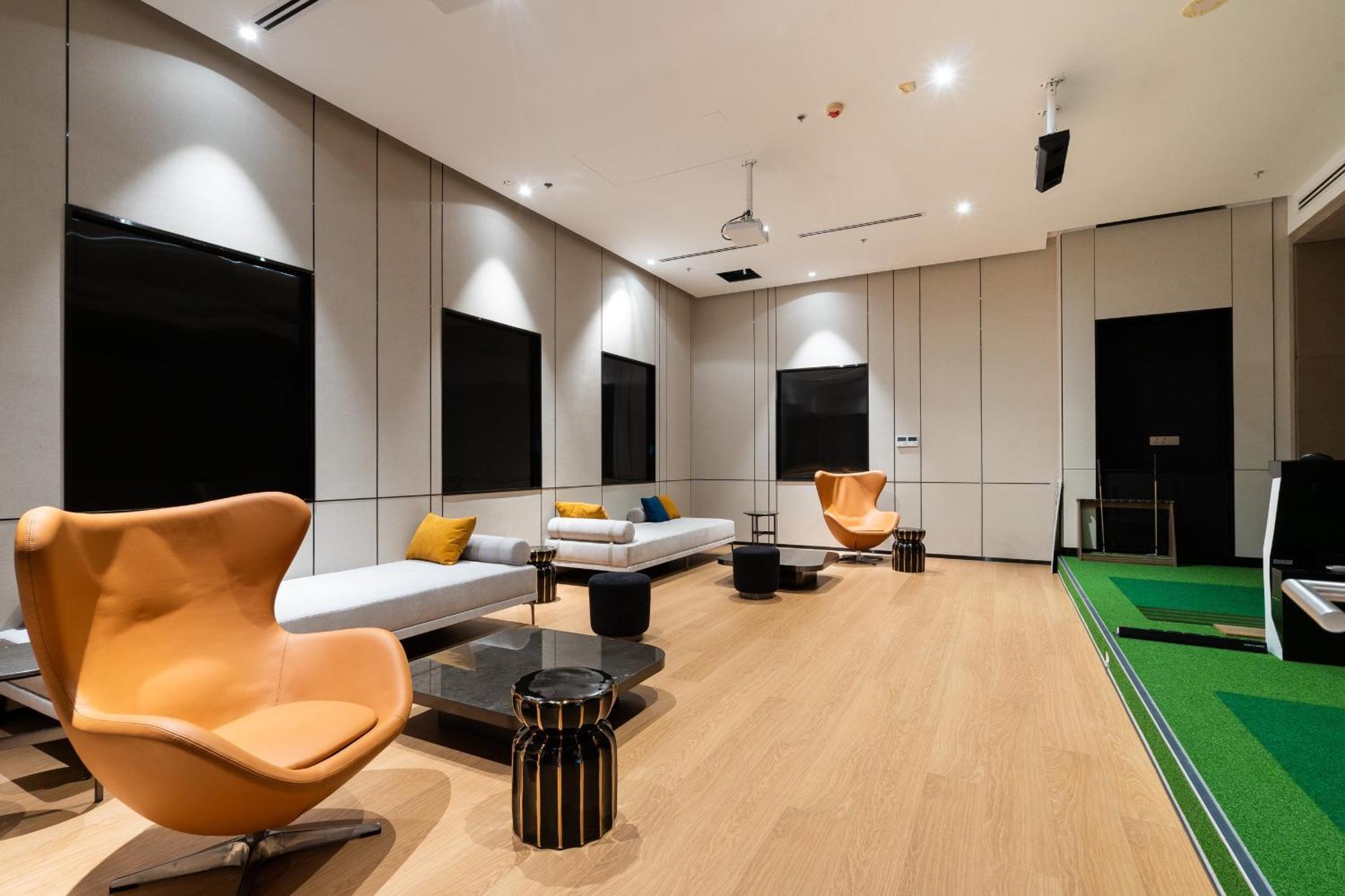 The Crest-Central Saigon Riverside -Free Pool-Gym-Sauna Room-Yoga Room โฮจิมินห์ซิตี้ ภายนอก รูปภาพ